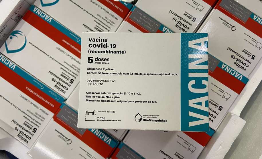 Paraná recebe 55,2 mil vacinas contra a Covid-19 para segunda dose; 229,3 mil chegam à noite  -  Foto: Andressa Desyreé/SESA