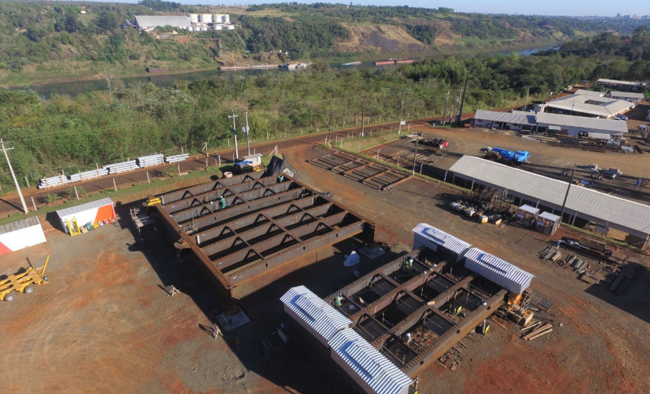 Obras da Ponte da Integração Brasil-Paraguai estão 70% concluídas. Foto: DER