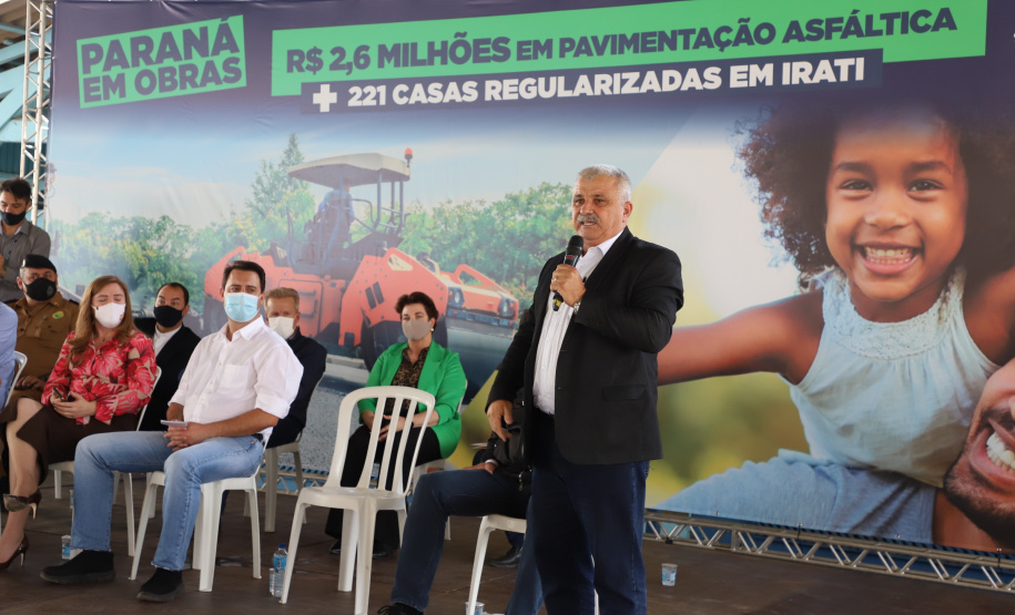 Governador Carlos Massa Ratinho Junior entrega Títulos de Regularização Fundiária e libera recursos em Irati -  Irati, 24/09/2021  -  Foto: Ari Dias/AEN