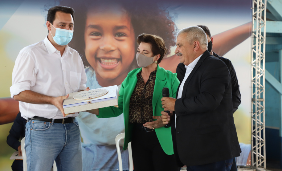 Governador Carlos Massa Ratinho Junior entrega Títulos de Regularização Fundiária e libera recursos em Irati -  Irati, 24/09/2021  -  Foto: Ari Dias/AEN