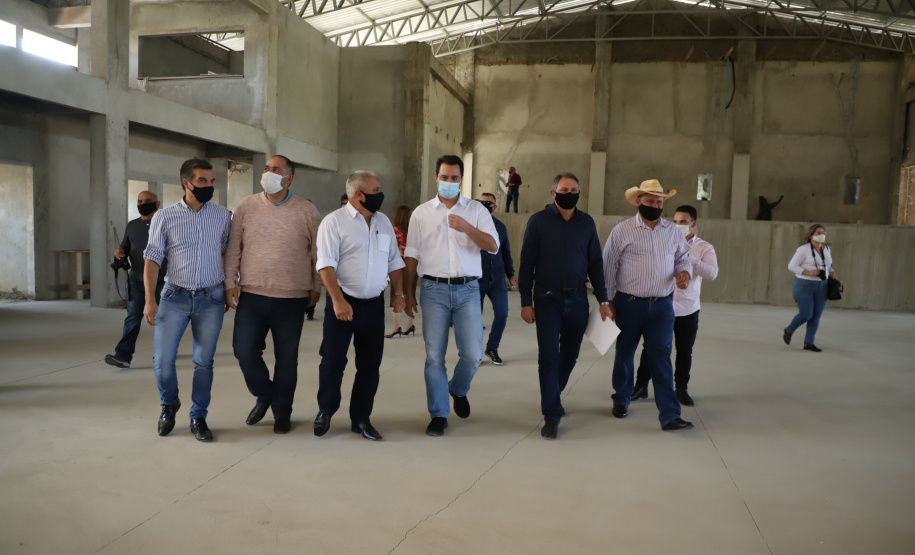 Governador Carlos Massa Ratinho Junior entrega Títulos de Regularização Fundiária e libera recursos em Irati -  Irati, 24/09/2021  -  Foto: Ari Dias/AEN