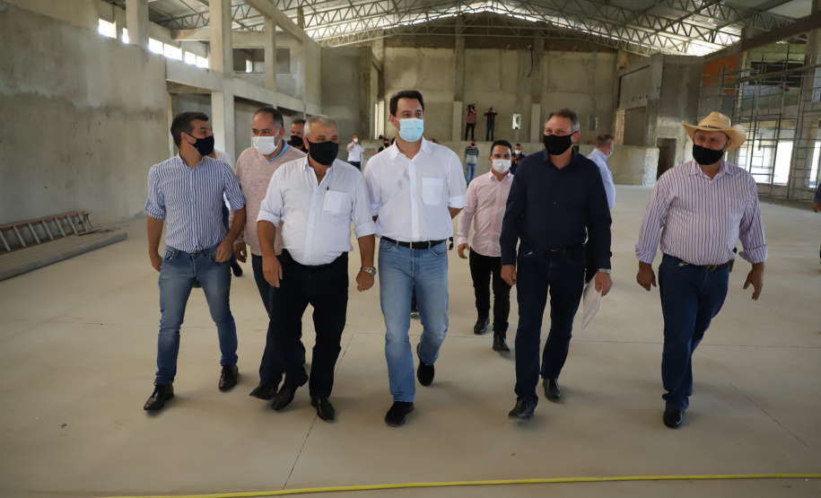 Governador Carlos Massa Ratinho Junior entrega Títulos de Regularização Fundiária e libera recursos em Irati -  Irati, 24/09/2021  -  Foto: Ari Dias/AEN