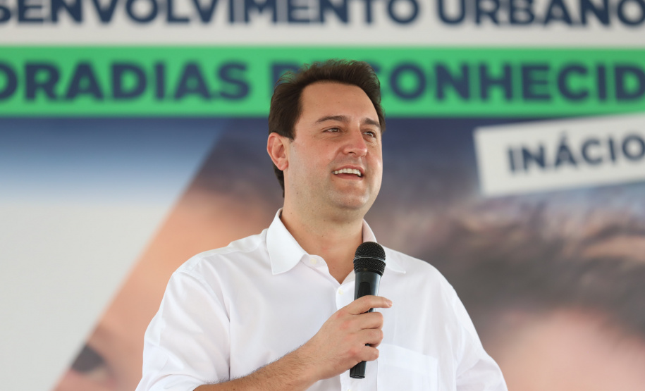 O governador Carlos Massa Ratinho Junior entrega nesta sexta-feira (24), para Inácio Martins, no Centro-Sul do Estado, 202 títulos de regularização fundiária para moradores do bairro São Roque. E tambem  libera R$ 2 milhões para pavimentação de vias.   24/09/2021 - Foto: Geraldo Bubniak/AEN