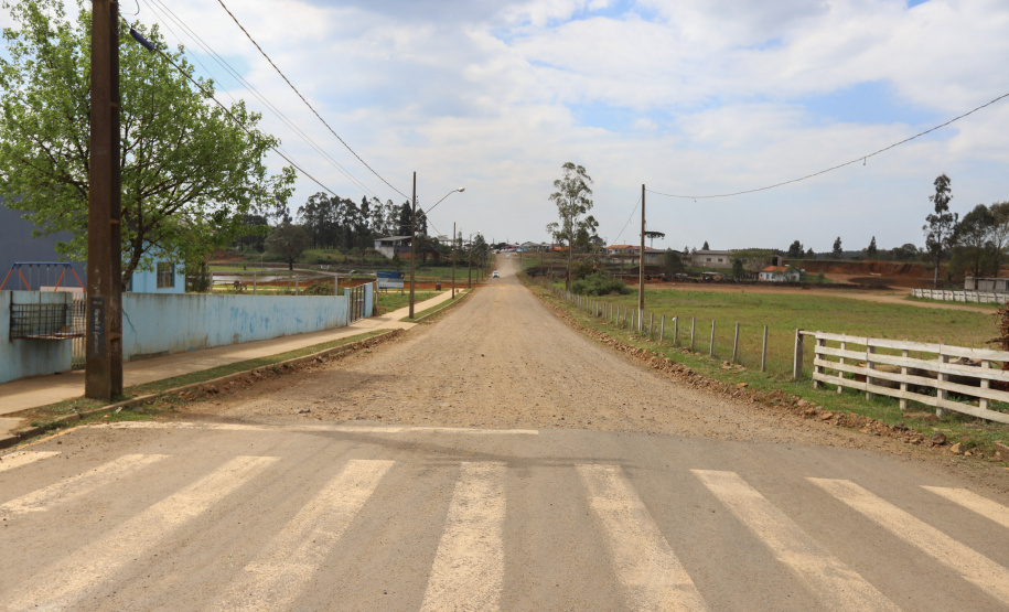 O governador Carlos Massa Ratinho Junior entrega nesta sexta-feira (24), para Inácio Martins, no Centro-Sul do Estado, 202 títulos de regularização fundiária para moradores do bairro São Roque. E tambem  libera R$ 2 milhões para pavimentação de vias.   24/09/2021 - Foto: Geraldo Bubniak/AEN