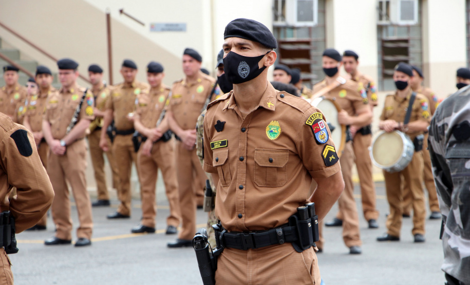A Polícia Militar do Paraná formou, nesta sexta-feira (24/09), 30 militares estaduais do Paraná, três do Amapá e uma policial do Ceará com o XV Curso de Controle de Distúrbios Civis (CCDC) turma 2021. -  Curitiba, 24/09/2021  -  Foto: Soldado Ismael Ponchio