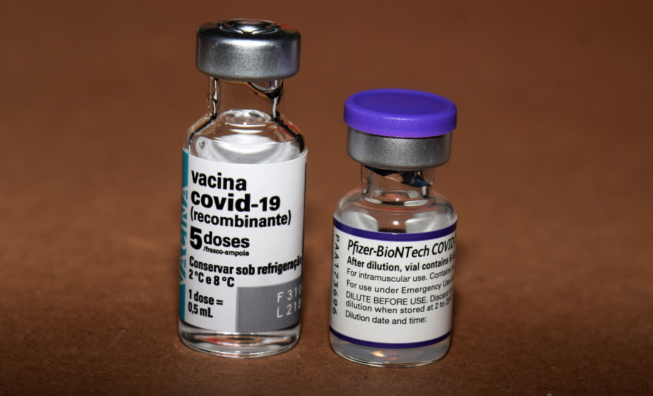 Paraná receberá mais 251,6 mil vacinas contra a Covid-19 nesta terça  -  Curitiba, 27/09/2021  -  Foto: Américo Antonio/SESA