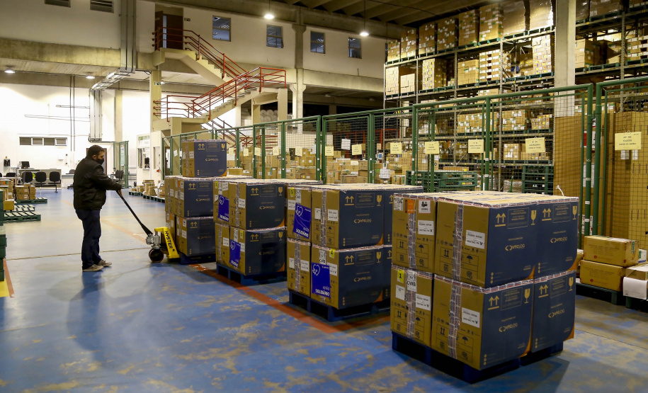 Paraná receberá mais 251,6 mil vacinas contra a Covid-19 nesta terça - Curitiba, 27/09/2021 - Foto: Gilson Abreu/AEN