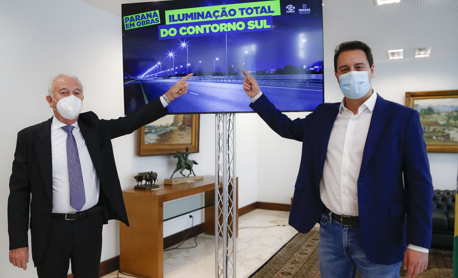 Governador Carlos Massa Ratinho Junior assina lançamento do Edital de Iluminação do Contorno Sul - Curitiba, 27/09/2021 - Foto: Jonathan Campos/AEN