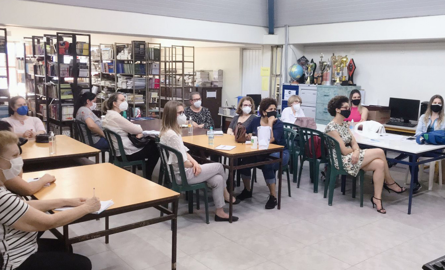 Pedagogos participam de oficinas da Seed-PR sobre o Novo Ensino Médio. Foto:SEED