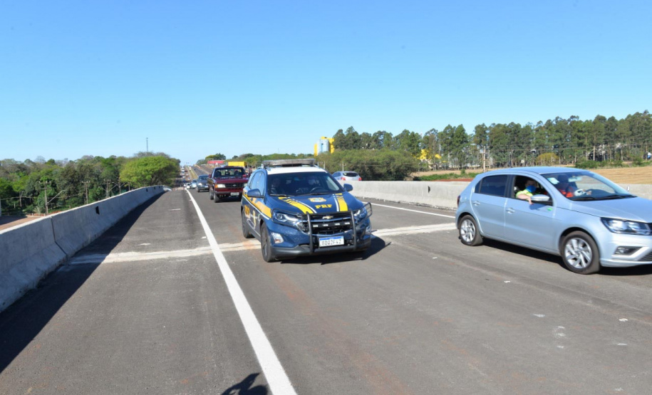 O Departamento de Estradas de Rodagem do Paraná (DER/PR) liberou neste final de semana o tráfego de veículos sobre a nova trincheira da BR-277 em Santa Terezinha de Itaipu, na região Oeste. - Curitiba, 27/09/2021 - Foto: DER