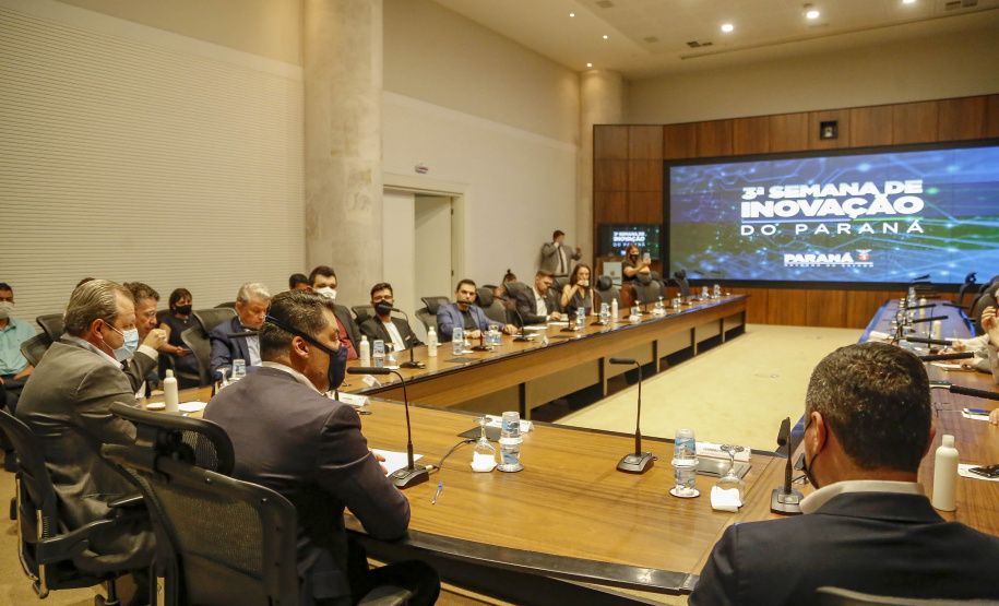 Semana da Inovação - Leandro Moura, presidente da Celepar - Marcelo Rangel, superintendente de Inovação -  Aldo Bona, superintendente de Ciência, Tecnologia e Ensino Superior  - Curitiba, 27/09/2021  - Foto Gilson Abreu/AEN