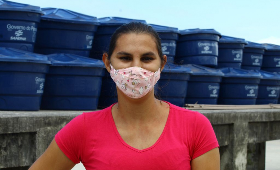 Sanepar distribui 160 caixas d´água para famílias na região de Guaraqueçaba. Foto: Sanepar
