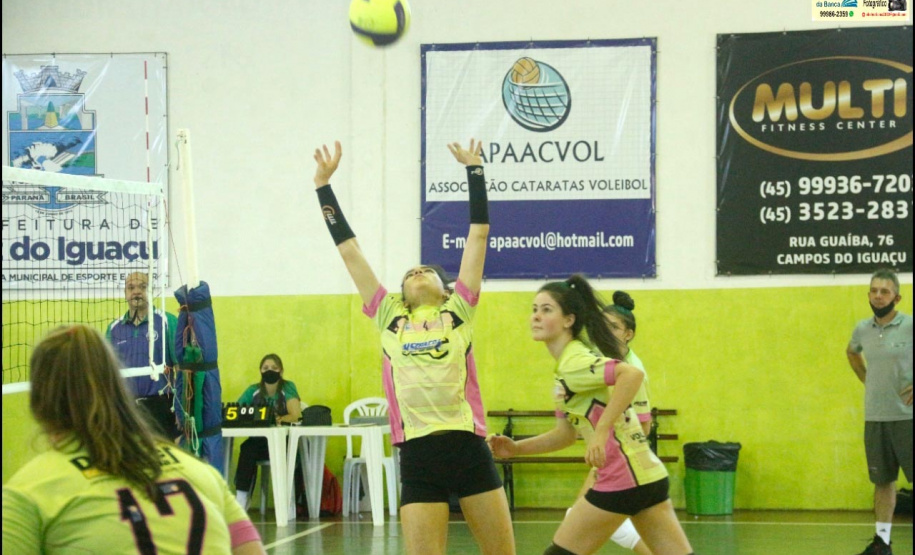 A 33ª edição dos dos Jogos da Juventude do Paraná seguiu com as suas competições no último final de semana. As 12 regionais tiveram partidas de futsal, basquete, handebol e vôlei. Ao todo, foram 270 jogos, sendo 133 do futsal, 66 do vôlei, 37 do handebol e 34 do basquete.  -  Curitiba, 27/09/2021  -  Foto: Paraná Esporte