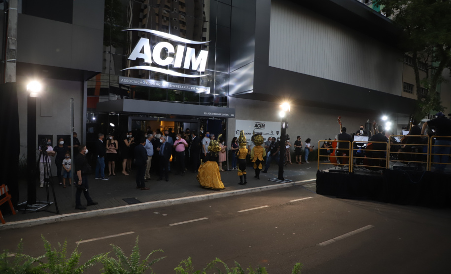 Governador Carlos Massa Ratinho Junior participa da reinauguração da sede da Associação Comercial e Empresarial de Maringá, ACIM -  Maringá, 27/09/2021  -  Foto: Ari Dias/AEN