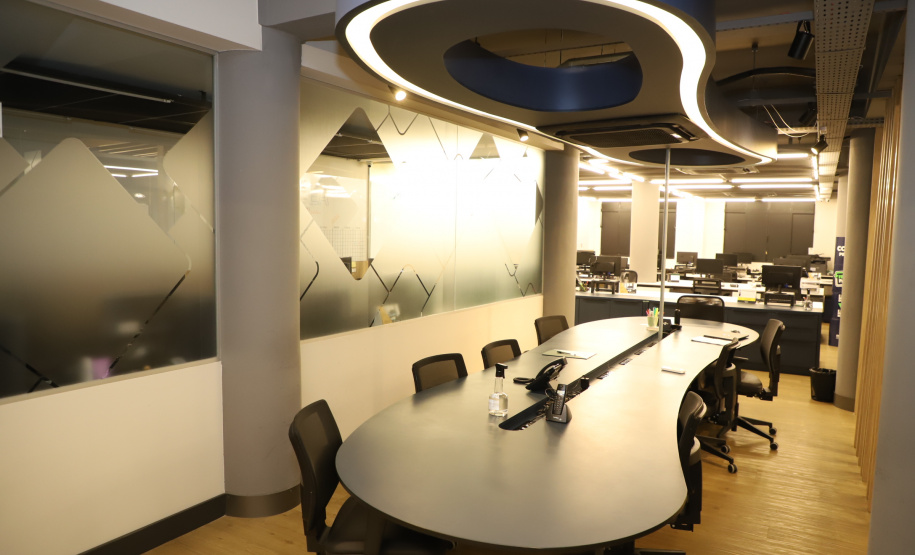 Governador Carlos Massa Ratinho Junior participa da reinauguração da sede da Associação Comercial e Empresarial de Maringá, ACIM -  Maringá, 27/09/2021  -  Foto: Ari Dias/AEN