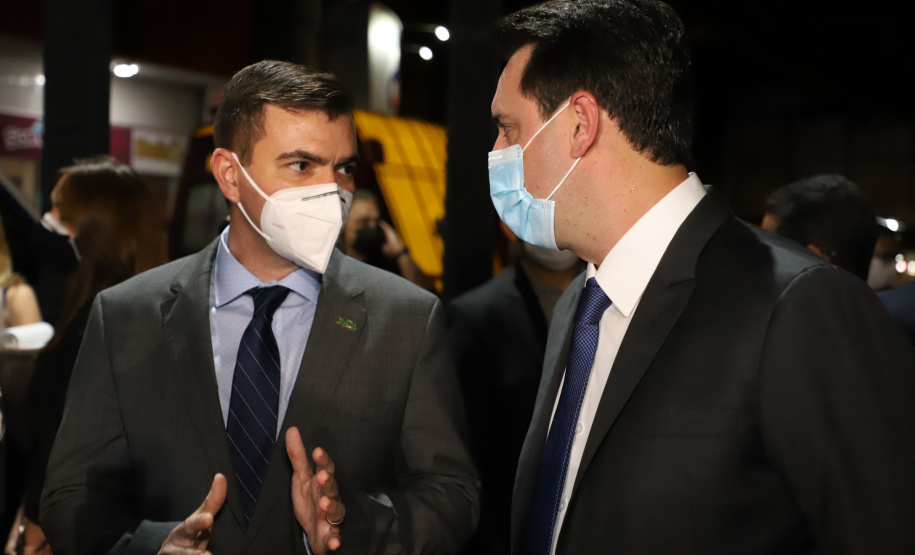 Governador Carlos Massa Ratinho Junior participa da reinauguração da sede da Associação Comercial e Empresarial de Maringá, ACIM -  Maringá, 27/09/2021  -  Foto: Ari Dias/AEN