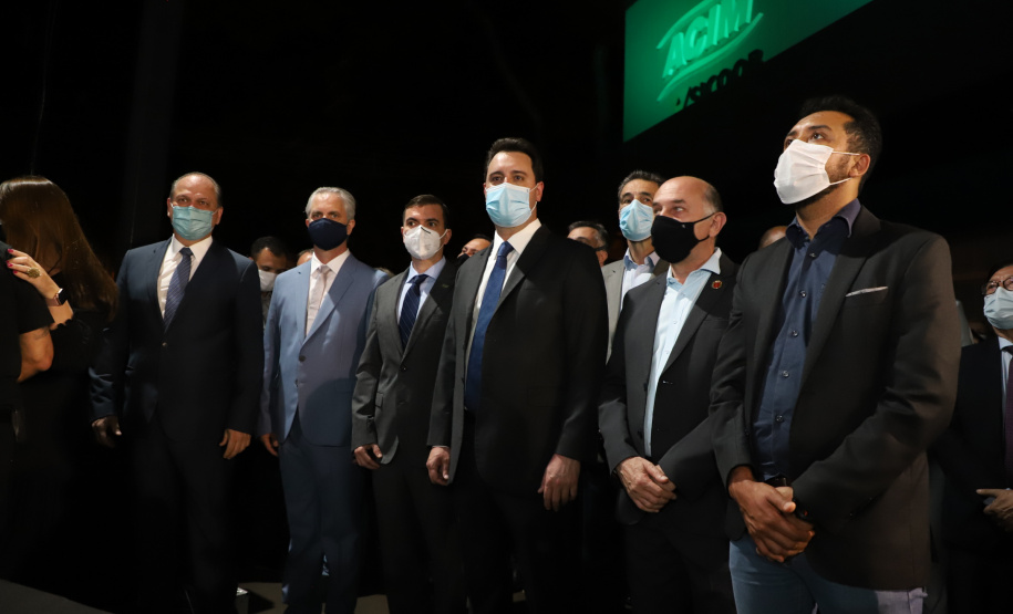 Governador Carlos Massa Ratinho Junior participa da reinauguração da sede da Associação Comercial e Empresarial de Maringá, ACIM -  Maringá, 27/09/2021  -  Foto: Ari Dias/AEN