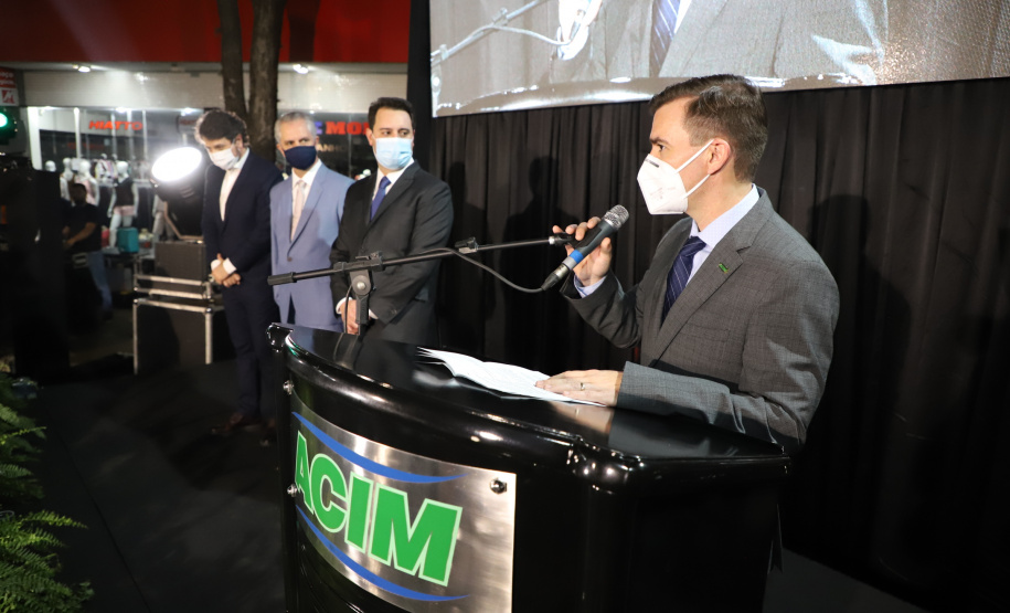 Governador Carlos Massa Ratinho Junior participa da reinauguração da sede da Associação Comercial e Empresarial de Maringá, ACIM -  Maringá, 27/09/2021  -  Foto: Ari Dias/AEN