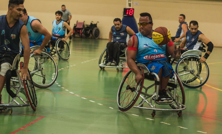 Centro de Referência na UEM capacitará professores na formação de atletas paralímpicos  -  Foto: Thiago Chas