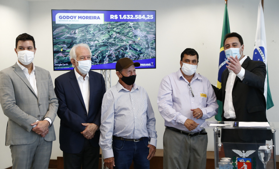 Estado vai revitalizar mais 49,72 quilômetros de estradas rurais de 12 municípios do Paraná Foto: Jonathan Campos/AEN