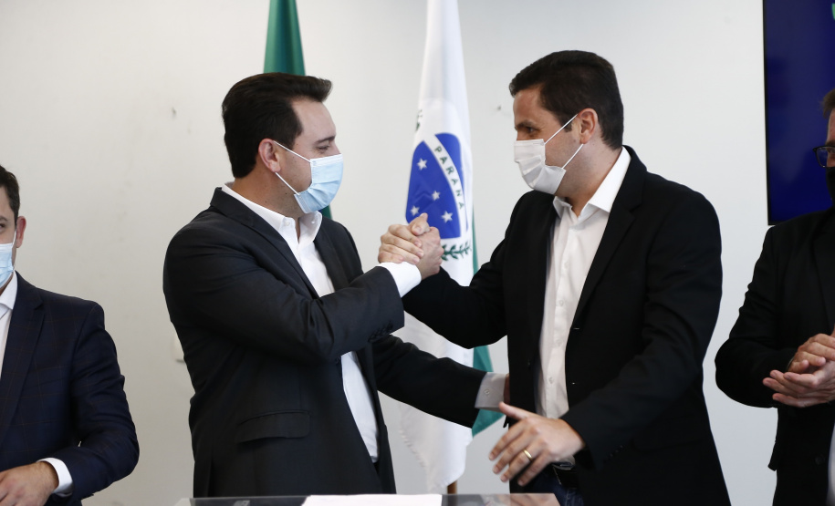 Estado vai revitalizar mais 49,72 quilômetros de estradas rurais de 12 municípios do Paraná Foto: Jonathan Campos/AEN