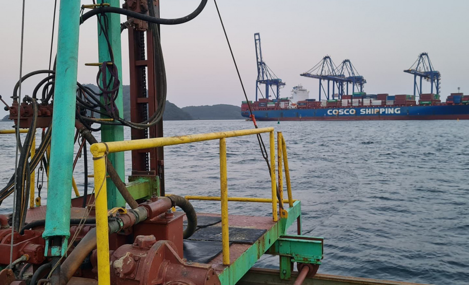 Secretário Nacional de Portos acompanha atividades da obra de derrocagem nos Portos do Paraná. Foto: André Piolli/Portos do Paraná