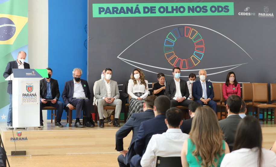 O governador Carlos Massa Ratinho Junior assina nesta terca-feira (28), acordo de cooperação para impulsionar Objetivos de Desenvolvimento Sustentável no Paraná. Na foto, secretário do Desenvolvimento Urbano e de Obras Públicas (SEDU), João Carlos Ortega  - 28/09/2021 - Foto: Geraldo Bubniak/AEN