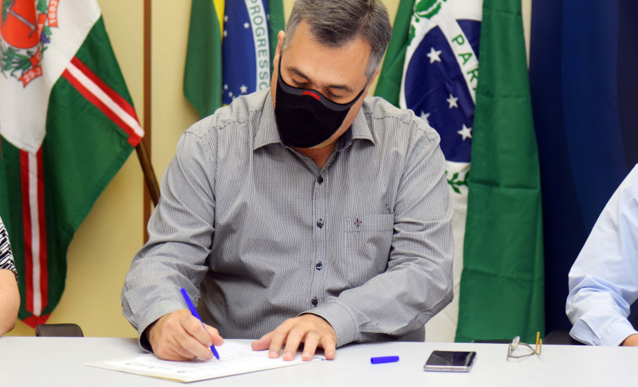 Após oito anos de espera, Laboratório Central do Estado vai receber a primeira reforma na estrutura. Foto: Américo Antonio/SESA