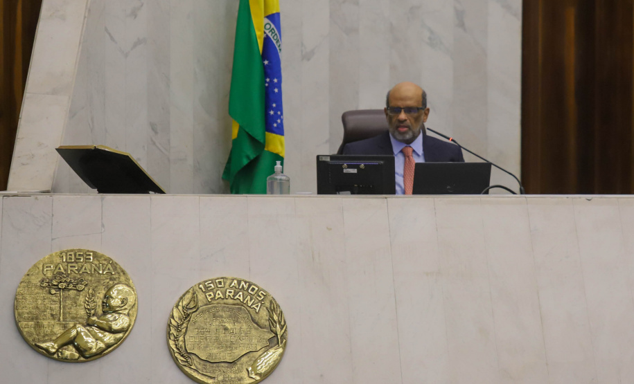 O secretário de Estado da Fazenda, Renê Garcia Júnior, apresenta os dados do Governo relativos ao cumprimento das metas fiscais referente ao 2º quadrimestre de 2021 - de maio a agosto deste ano. Foto: Ari Dias/AEN