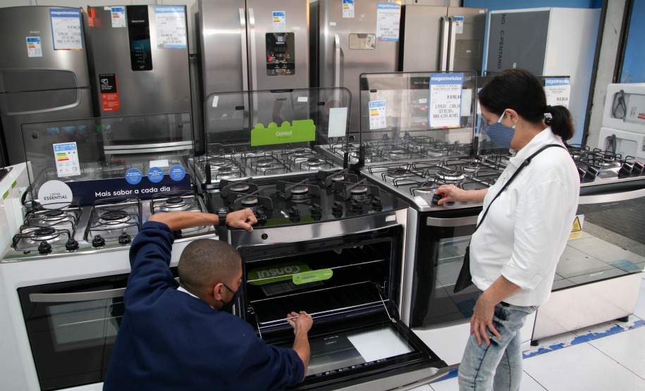 Com melhor resultado do Sul em agosto, Paraná abre 153 mil vagas de emprego no ano. Foto: Ari Dias/AEN