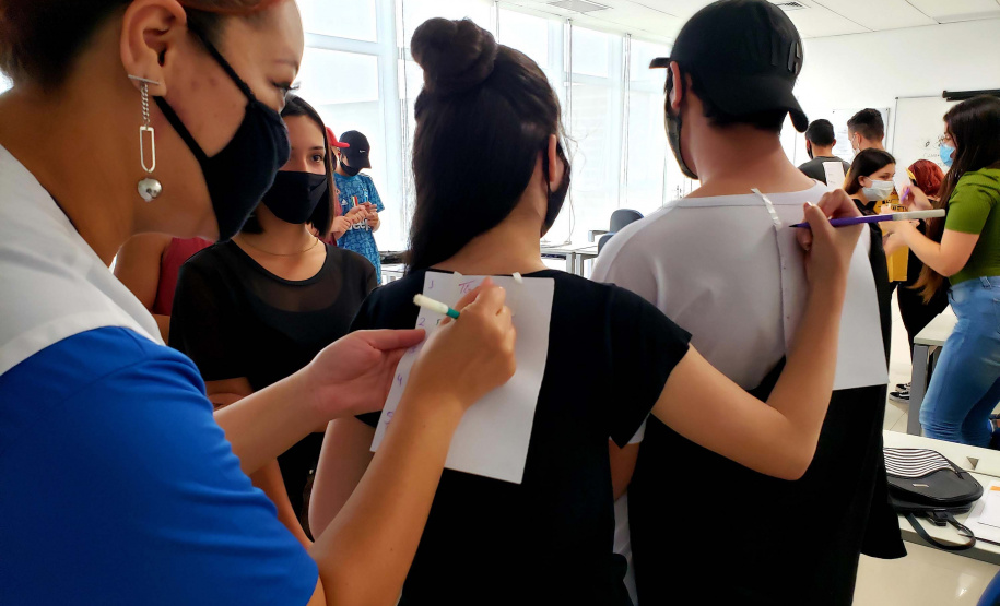 A Portos do Paraná, em parceria com o Serviço Nacional de Aprendizagem Comercial (Senac), está promovendo curso que visa a capacitação e o desenvolvimento de ações para jovens nas comunidades que estão nas áreas de abrangência dos portos paranaenses.  Foto: Portos do Paraná