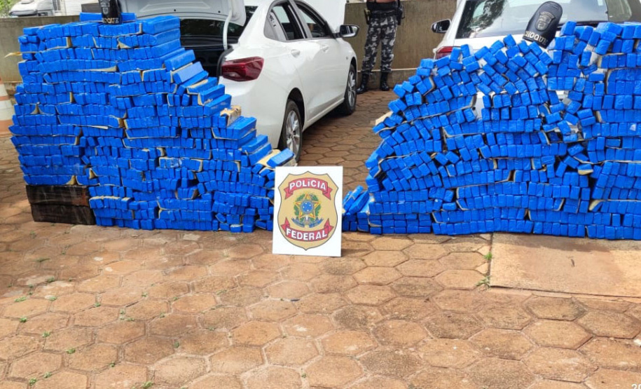 Os esforços da Polícia Militar e da Polícia Federal para reprimir o crime organizado no Norte do Paraná resultaram na apreensão de mais de uma tonelada de maconha na quarta-feira (29/09), em Bela Vista do Paraíso (PR).  - 30/09/2021  -  Foto: PMPR