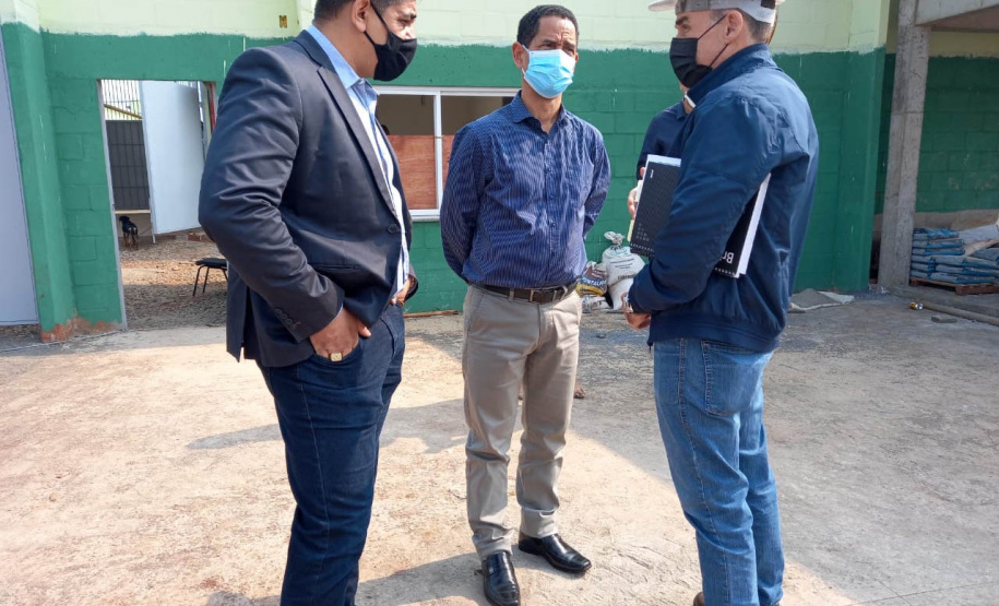 O Secretário da Segurança Pública, Romulo Marinho Soares, esteve em Londrina, nesta quinta-feira (30/09), para acompanhar as obras da Cadeia Pública de Londrina, que estão sendo finalizadas e têm previsão de entrega para novembro deste ano. -  Londrina, 30/09/2021  -  Foto: SESP-PR