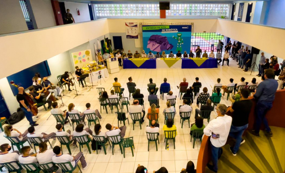 Colégios de mais 30 municípios receberam kits de robótica nesta semana. Foto:Guilherme Flores/Casa Civil