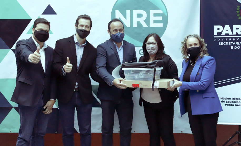 Colégios de mais 30 municípios receberam kits de robótica nesta semana. Foto: Rodrigo Felix Leal/AEN