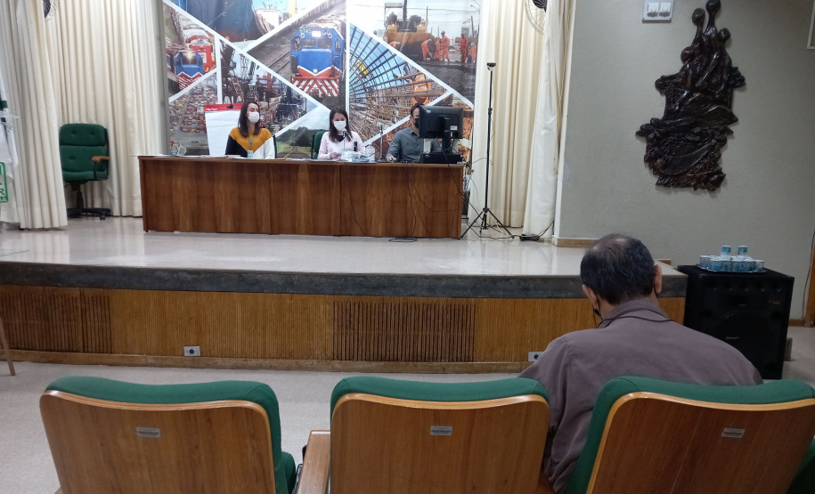 Abertura envelopes de preços do projeto de pavimentação da PR-990 em Rebouças - Curitiba, 01/10/2021 - Foto: DER