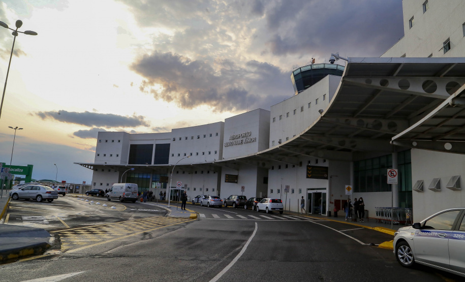 01.10.2021 - Aeroporto de Maringá.
Foto Gilson Abreu/AEN