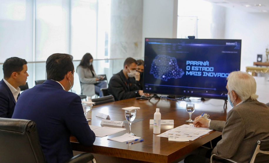 04.10.2021 - Governador Carlos Massa Ratinho Junior, vice-governador Darci Piana e o chefe Casa Civil Guto Silva, participam da Abertura Semana da Inovação
Foto Gilson Abreu/AEN