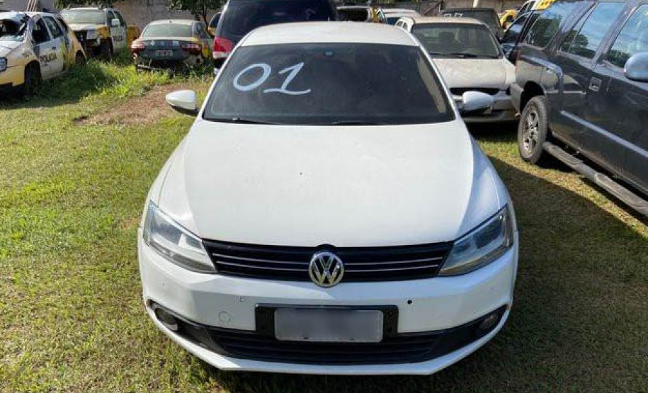 Veículos inservíveis para uso policial, mas que ainda servem para uso comum, serão leiloados pela Polícia Militar do Paraná. São ofertados 258 automóveis, motocicletas e vans que estão nos pátios das unidades da PM nas regiões Noroeste e Oeste do estado. - Curitiba, 04/10/2021  -  Foto: SESP-PR