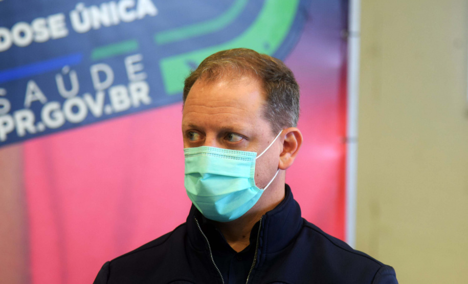 Saúde distribui primeiras vacinas para reforço de idosos acima de 60 anos e trabalhadores da saúde e anuncia chegada de novos lotes dos imunizantes . Foto: Américo Antonio/SESA