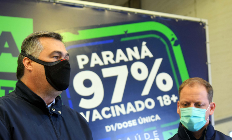 Saúde distribui primeiras vacinas para reforço de idosos acima de 60 anos e trabalhadores da saúde e anuncia chegada de novos lotes dos imunizantes . Foto: Américo Antonio/SESA