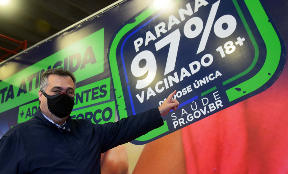 Saúde distribui primeiras vacinas para reforço de idosos acima de 60 anos e trabalhadores da saúde e anuncia chegada de novos lotes dos imunizantes . Foto: Américo Antonio/SESA