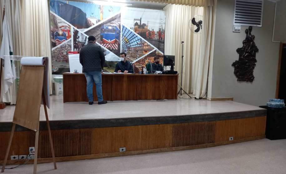 Abertura de envelopes de preços da manutenção da iluminação da Rodovia Deputado João Leopoldo Jacomel - Curitiba, 04/10/2021 - foto: DER