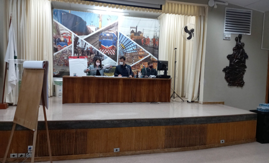 Abertura de envelopes de preços da manutenção da iluminação da Rodovia Deputado João Leopoldo Jacomel - Curitiba, 04/10/2021 - foto: DER