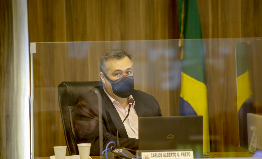 Secretário da Saúde,  Beto Preto, apresenta relatório com números da pandemia, durante audiência na Assembleia Legislativa  -  Curitiba, 05/10/2021  -  Foto Gilson Abreu/AEN