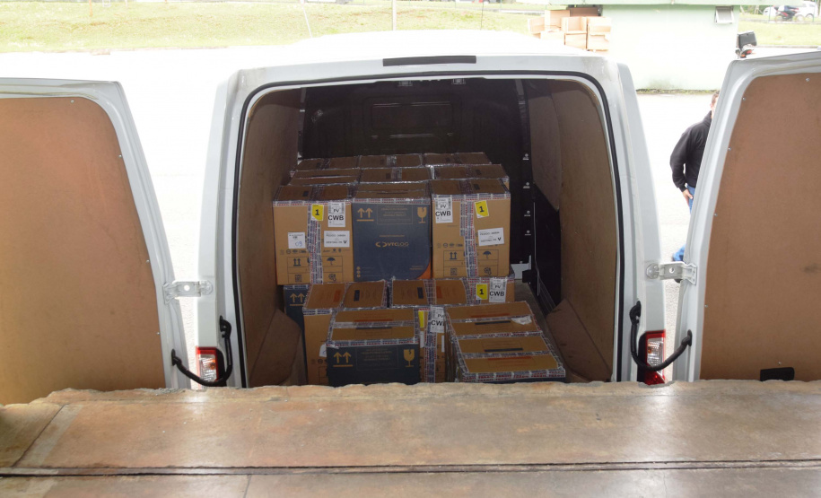 As 344.210 doses da vacina contra a Covid-19 referentes à 56ª pauta de distribuição do Ministério da Saúde chegaram ao Paraná nesta terça-feira (5). Foto: Américo Antonio/SESA