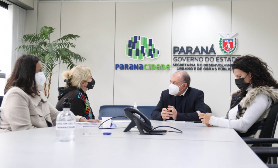 A elaboração do Plano de Desenvolvimento Integrado da Região Metropolitana de Maringá (RMM) avançou em mais uma etapa com o encaminhamento da Carta de Adesão aos 26 prefeitos participantes do processo