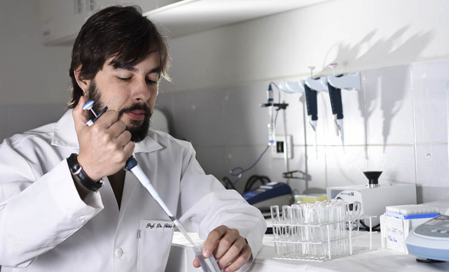 As Universidades Estaduais do Paraná possuem 231 cientistas relacionados no AD Scientific Index Ranking 2021, publicação que classifica em lista os 10 mil pesquisadores mais influentes da América Latina. -  Curitiba, 06/10/2021  -  Foto: SETI