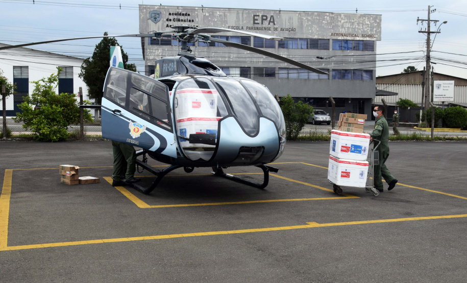 583,6 mil vacinas contra a Covid-19 são distribuídas nesta quarta. Foto: Américo Antonio/SESA