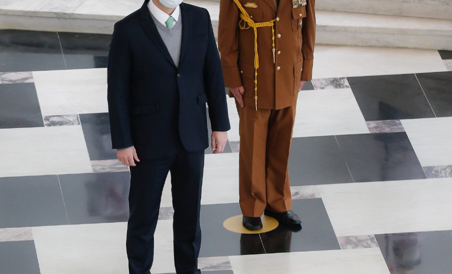 O major Sérgio Vieira Benício é o novo chefe da Casa Militar do Governo do Estado. Sua nomeação foi assinada pelo governador Carlos Massa Ratinho Junior na tarde desta quarta-feira (6). Integrante do quadro de oficiais policiais-militares (QOPM), o major exercia o cargo de subchefe da Casa Militar.